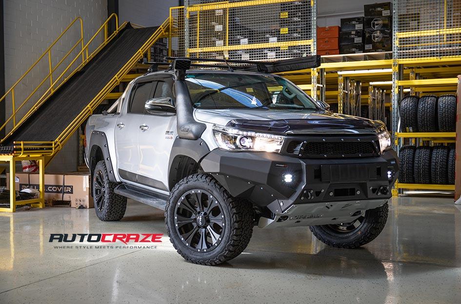 TOYOTA HILUX N80 4WD HE901 SATIN BLACK